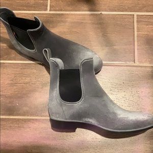 Suede Rainproof Booties